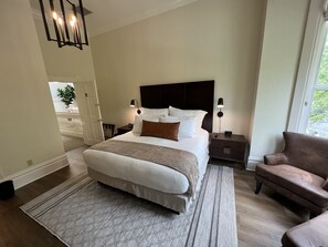 双人房（单人入住） | 埃及棉床单、高档床上用品、加厚床垫、熨斗/熨衣板