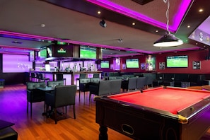 6 bars/lounges, poolside bar