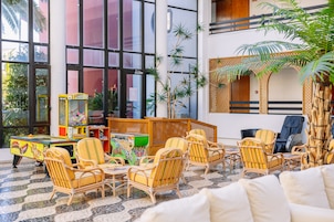 Sala de estar en el lobby