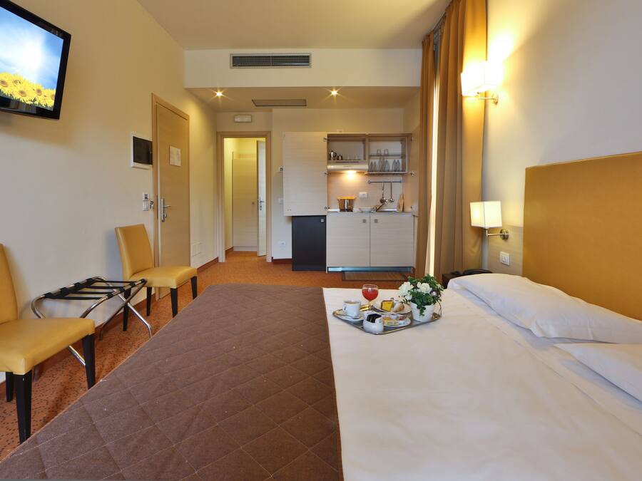 Ropa de cama hipoalergénica, edredón y minibar