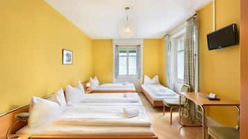 Standard Quadruple Room | Living area | LCD TV