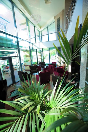 Reception hall - Delta 4 (Tulcea)