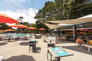 Outdoor dining - Hotel Ker Juliette (Pornichet)