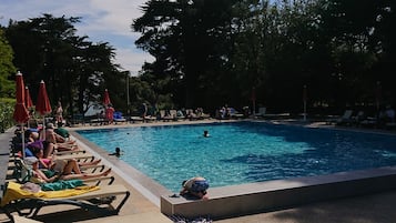 Seasonal outdoor pool