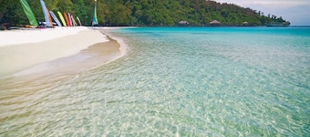 Bunga Raya Island Resort & Spa