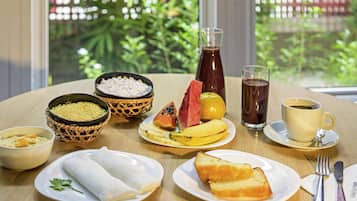 Daily buffet breakfast for a fee