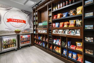 Snack bar
