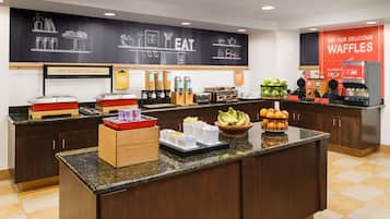 Gratis morgenmadsbuffet hver dag