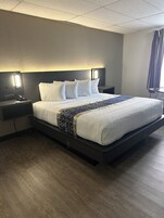 1 bedroom, free WiFi, bed sheets, alarm clocks