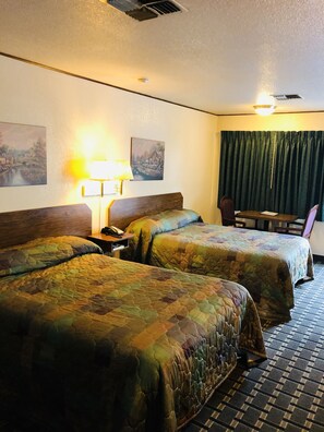 淋浴設備、免費盥洗用品、毛巾