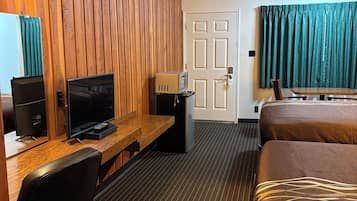 Kamer, 2 queensize bedden, niet-roken | Een bureau, gratis wifi, beddengoed