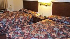Two double beds nonsmoking | Iron/ironing board (on request), WiFi (free)