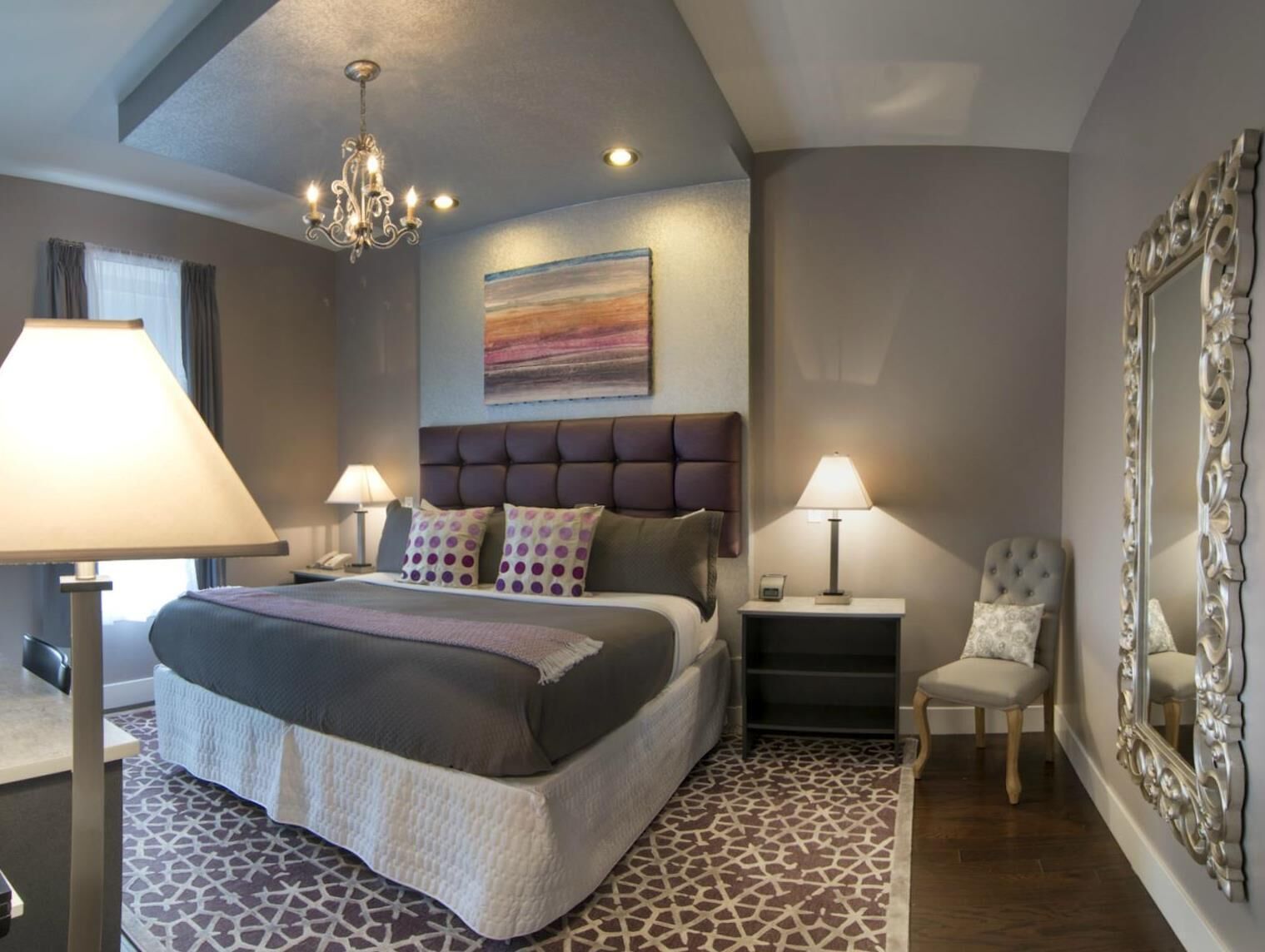 Literie de qualité, lit avec matelas à plateau-coussin, coffre-fort