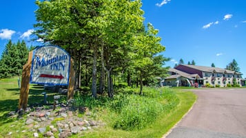 EntrĂ©e de lâhĂ©bergement