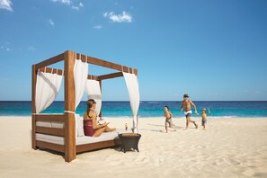 บริเวณภายนอก