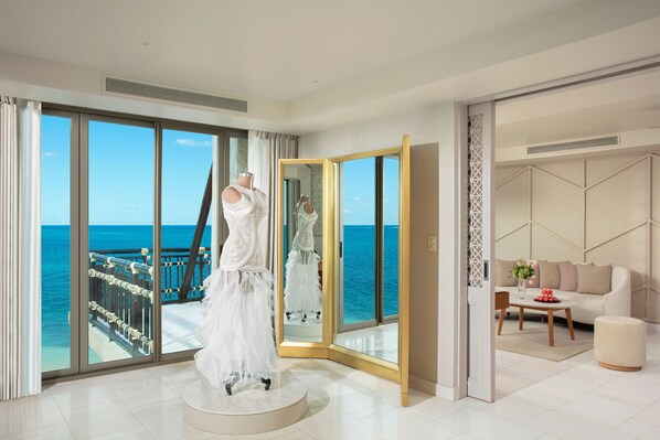 Preferred Club Ocean Front Bridal Suite