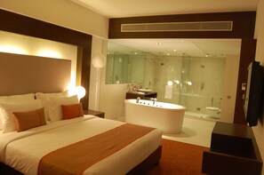 Literie de qualité supérieure, matelas Select Comfort, minibar