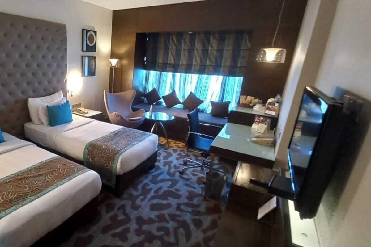Superior Twin Room | 1 bedroom, premium bedding, Select Comfort beds, minibar