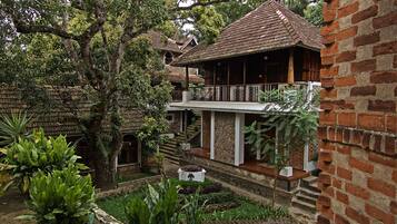 Façade de lâhĂ©bergement