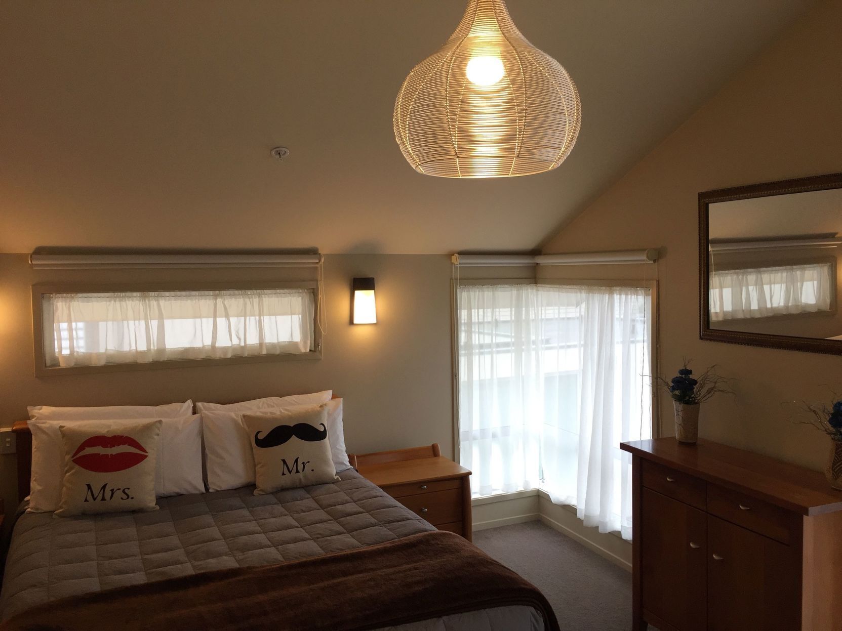 Desk, iron/ironing board, free WiFi, bed sheets