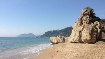 Beach nearby, sun-loungers, beach umbrellas, beach bar