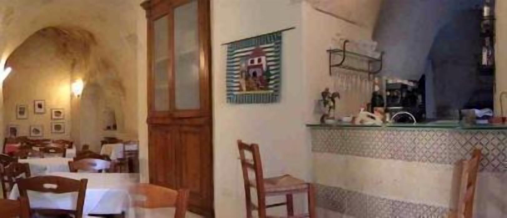 free buffet breakfast