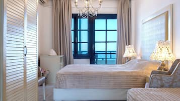 Double Deluxe Sea View Upper Floor | Con stile personalizzato, con arredamento individuale, Wi-Fi gratuito