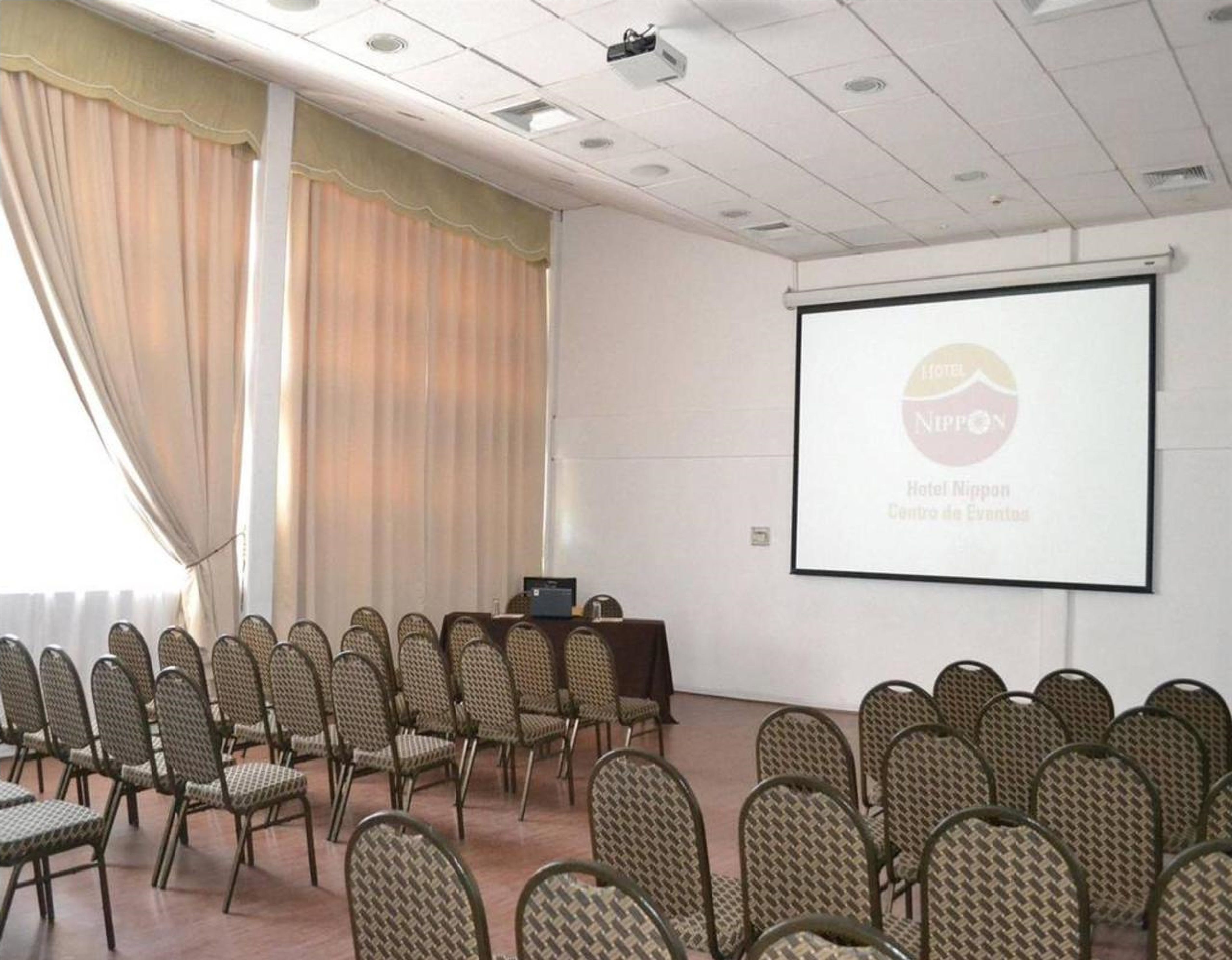 Foto - Hotel Nippon y Centro de Eventos