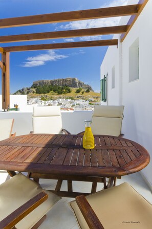 Family Apartment | In-room safe, individually decorated, individually furnished