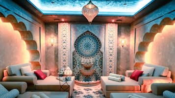 Banheira de hidromassagem, sauna a vapor, fontes termais/minerais