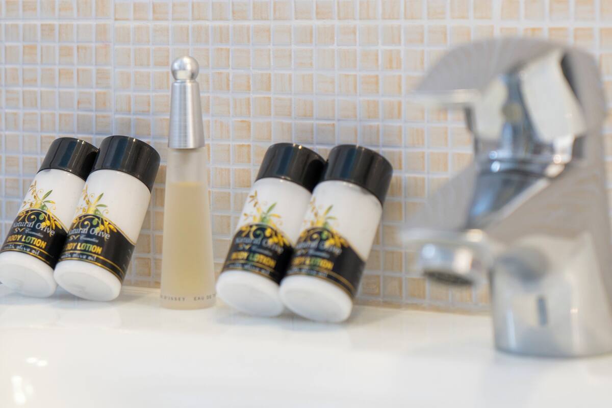 1 bedroom, in-room safe, soundproofing, free wifi