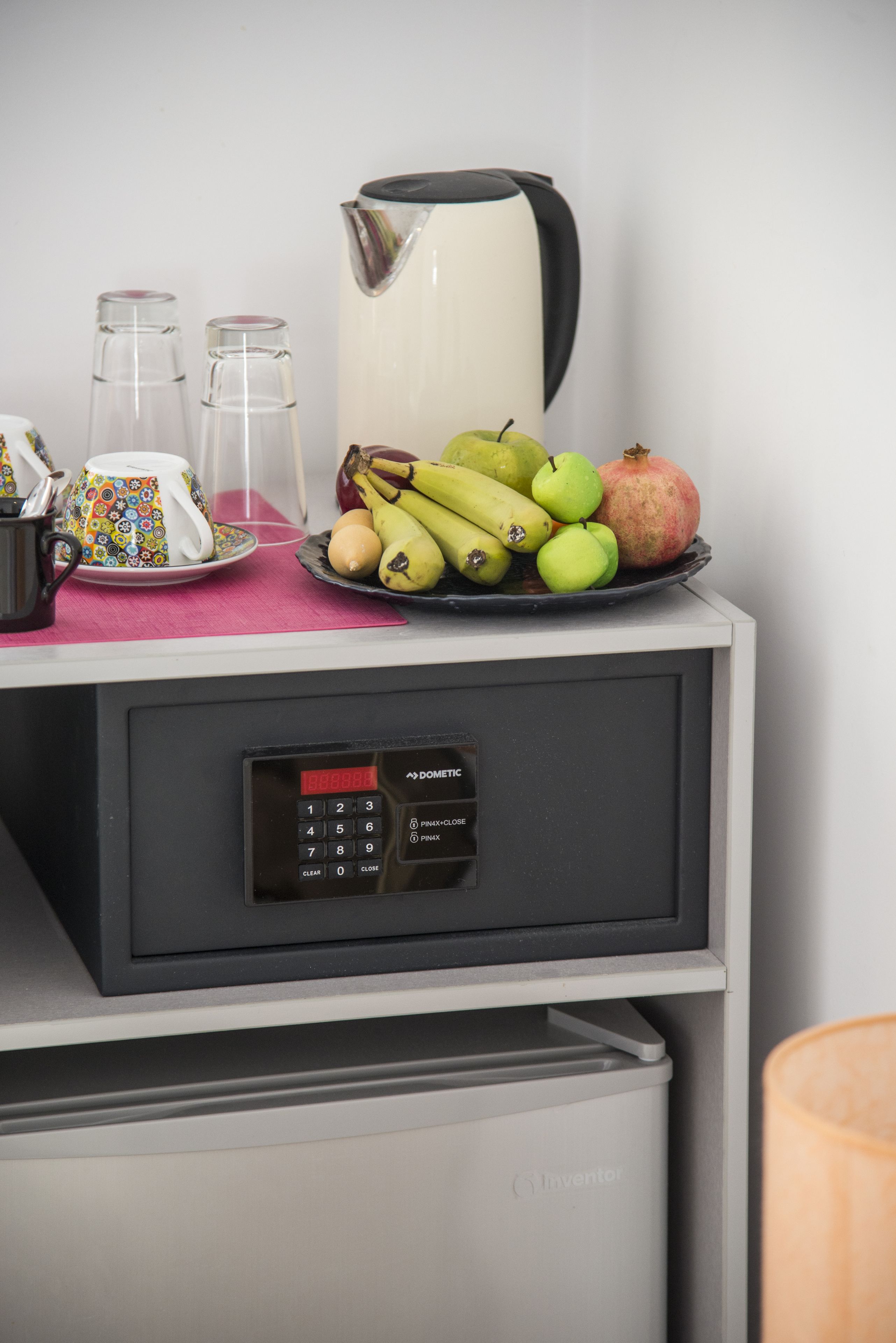 standard room | safe