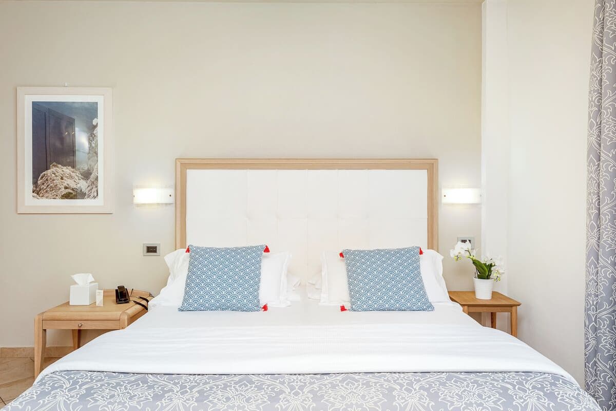 Habitación doble | 1 habitación, ropa de cama de alta calidad y edredón