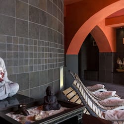 Turkish bath, body treatments, aromatherapy, hot stone massages