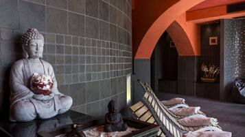 Turkish bath/hammam, body treatments, aromatherapy, hot stone massages