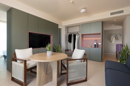 Junior Suite, Sea Facing. Mercure Rimini Artis