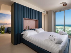 Junior Suite, Sea Facing | Down comforters, pillowtop beds, minibar, in-room safe