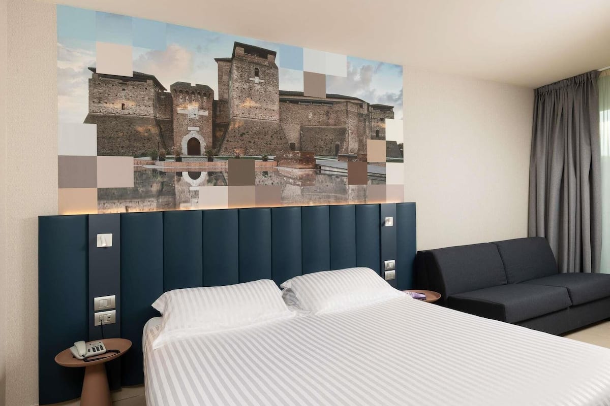Superior Room, 1 Double Bed with Sofa bed, Terrace, Partial Sea View (side sea view) | Down comforters, pillowtop beds, minibar, in-room safe
