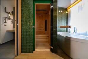 奢华开间套房 | 意大利 Frette 床单、高档床上用品、迷你吧、客房内保险箱