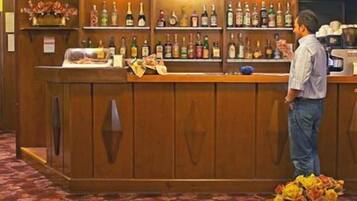 Bar (in der Unterkunft)