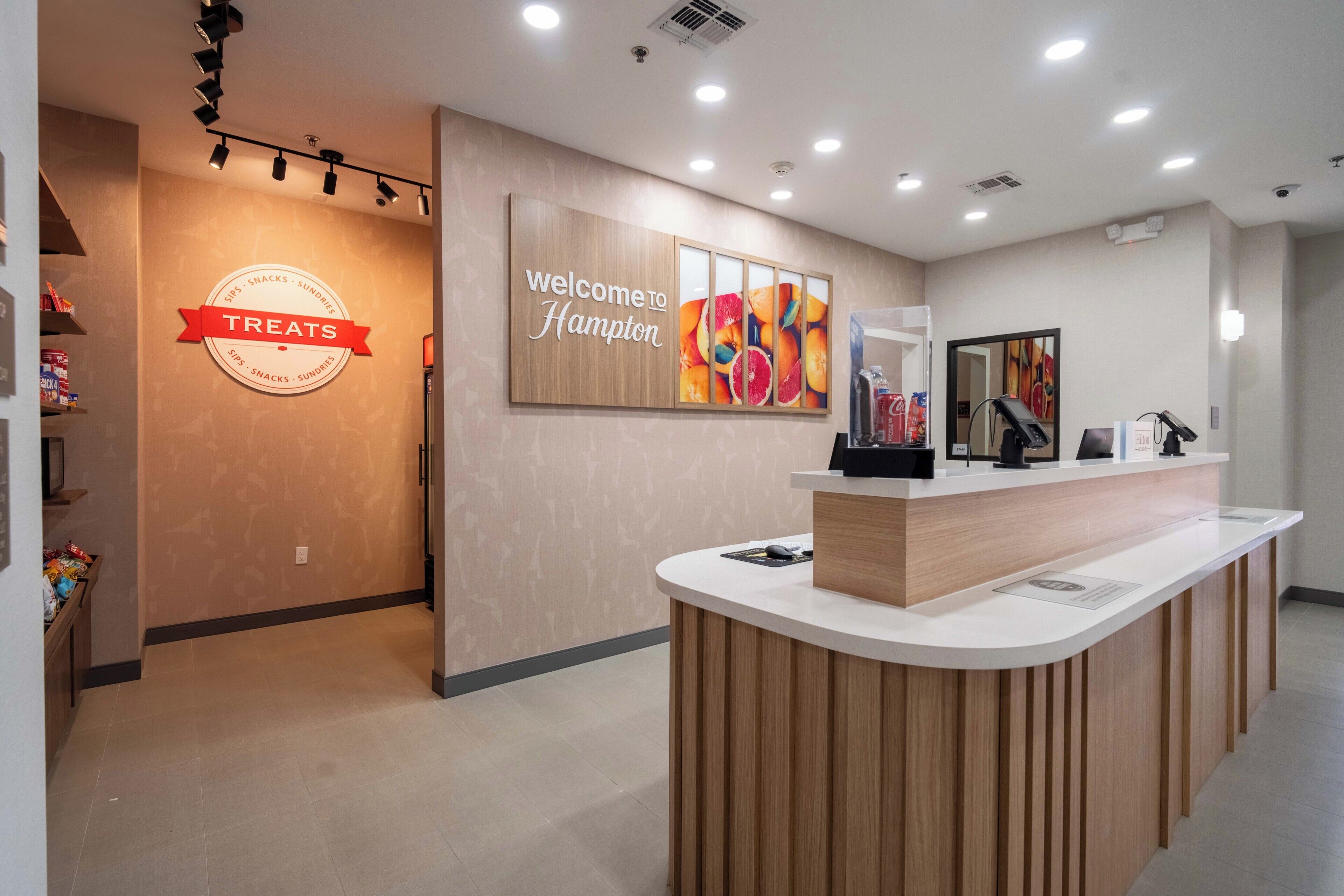 Photo - Hampton Inn Mission