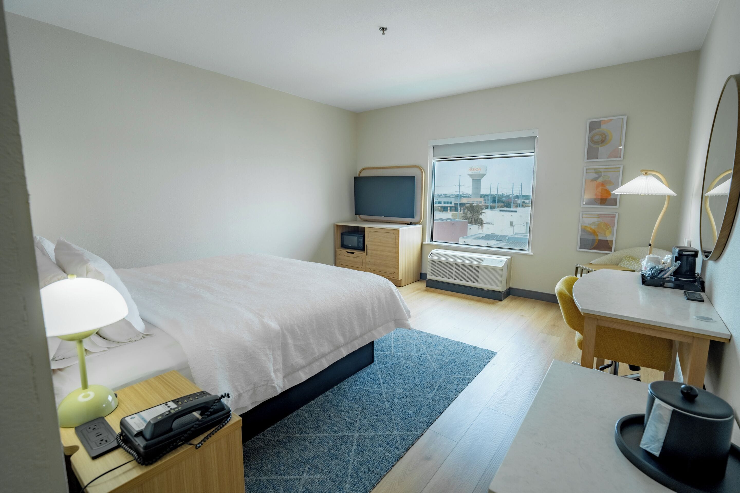 Photo - Hampton Inn Mission