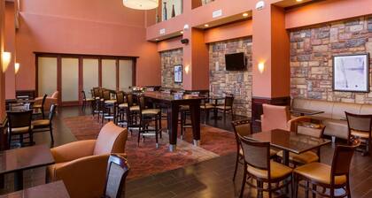 Hampton Inn & Suites Mission