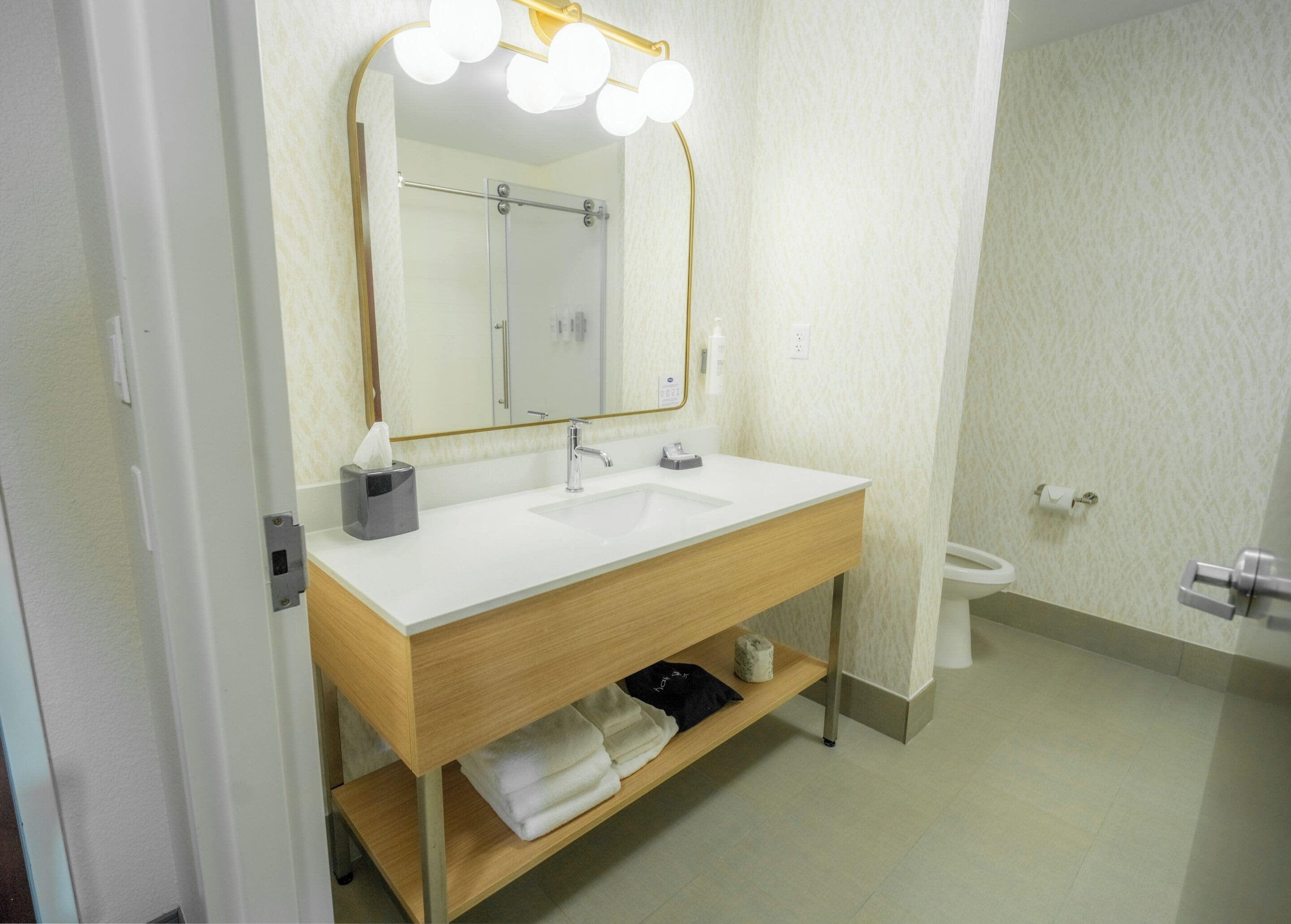 Photo - Hampton Inn Mission