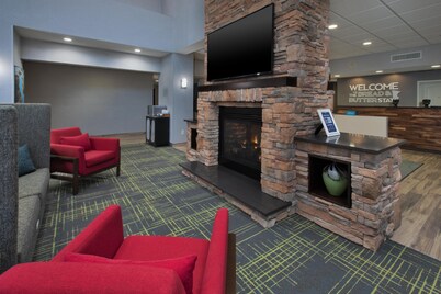 Hampton Inn & Suites St. Cloud, MN