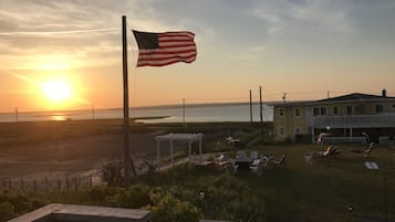 Beach/ocean view