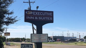 Experience friendly service and enjoy a free continental breakfast at Executive Inn & Suites.