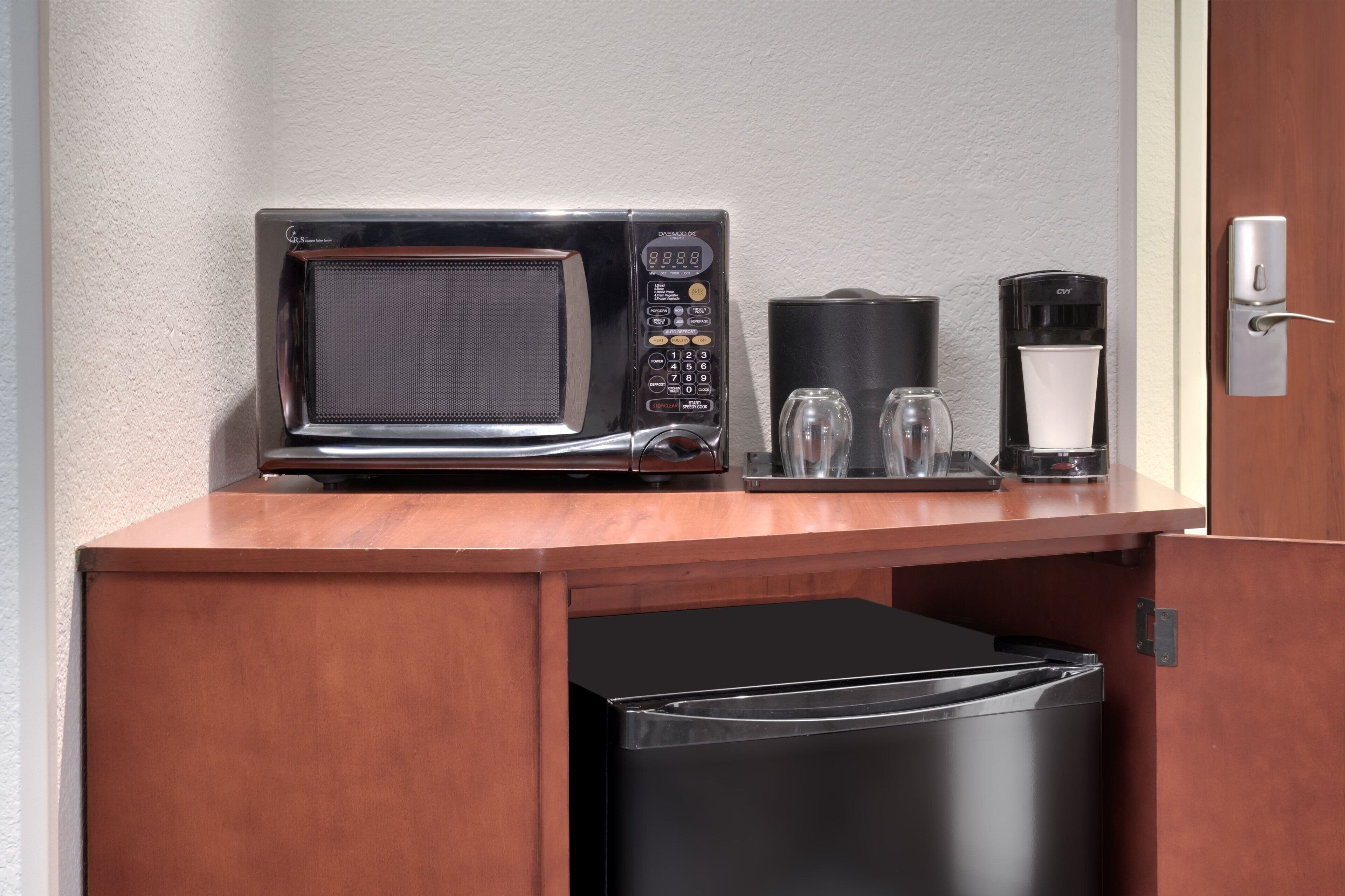 studio, 1 king bed with sofa bed | individually furnished, desk, laptop workspace, blackout curtains