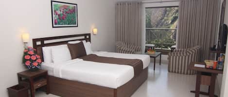 Rom – superior, 1 enkeltseng | Sengetøy av topp kvalitet, minibar, safe på rommet og skrivebord