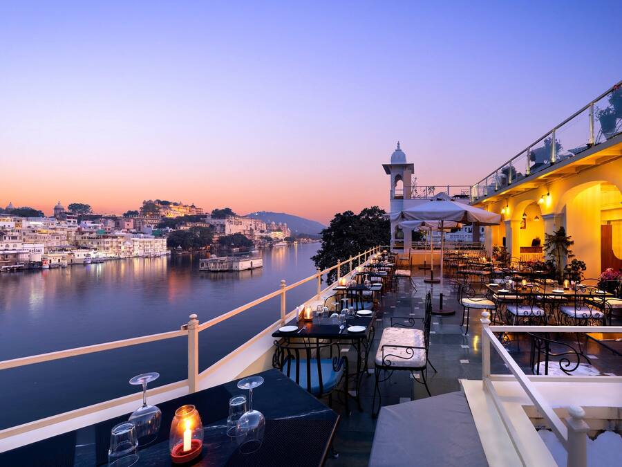 Se sirven desayunos, almuerzos, cenas y cocina internacional